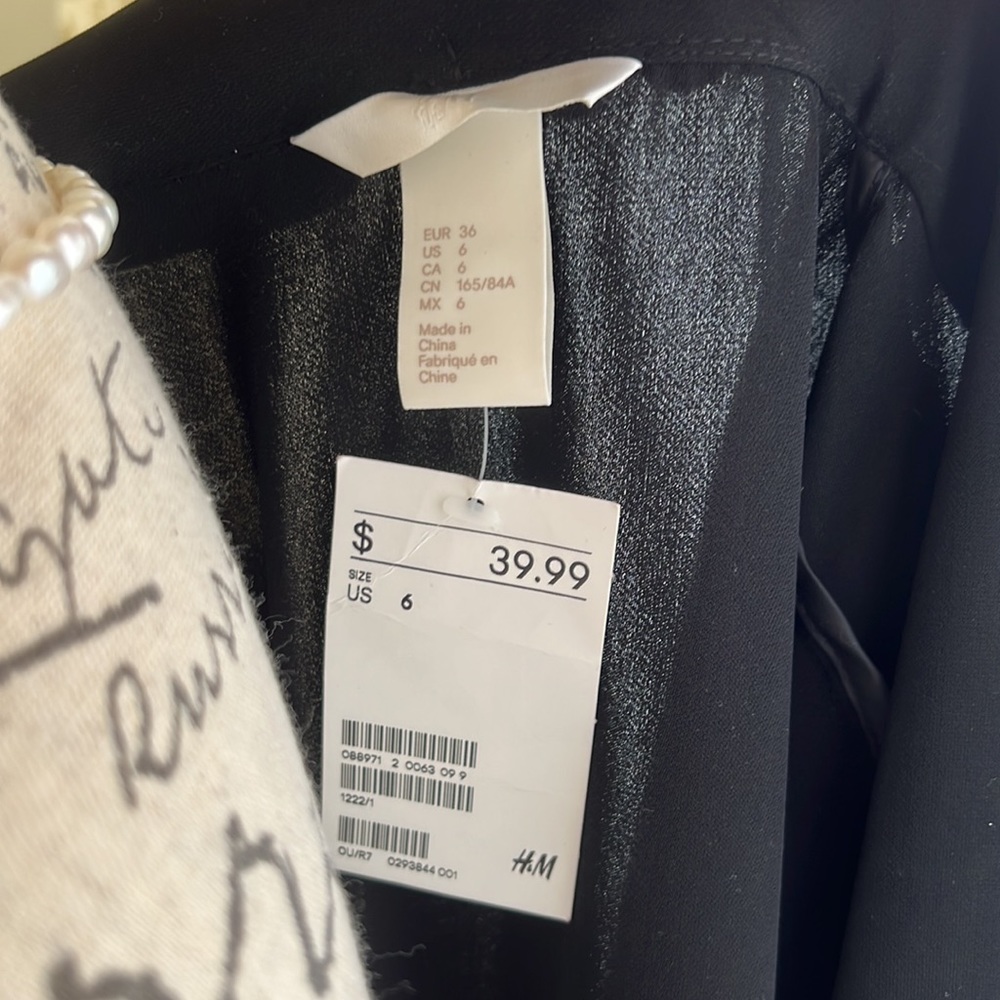 H&M Blazer - Picture 6 of 7